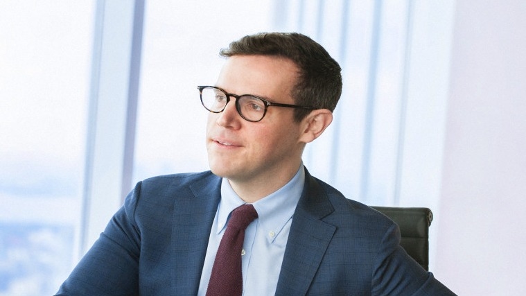 Headshot-GordMcCullough