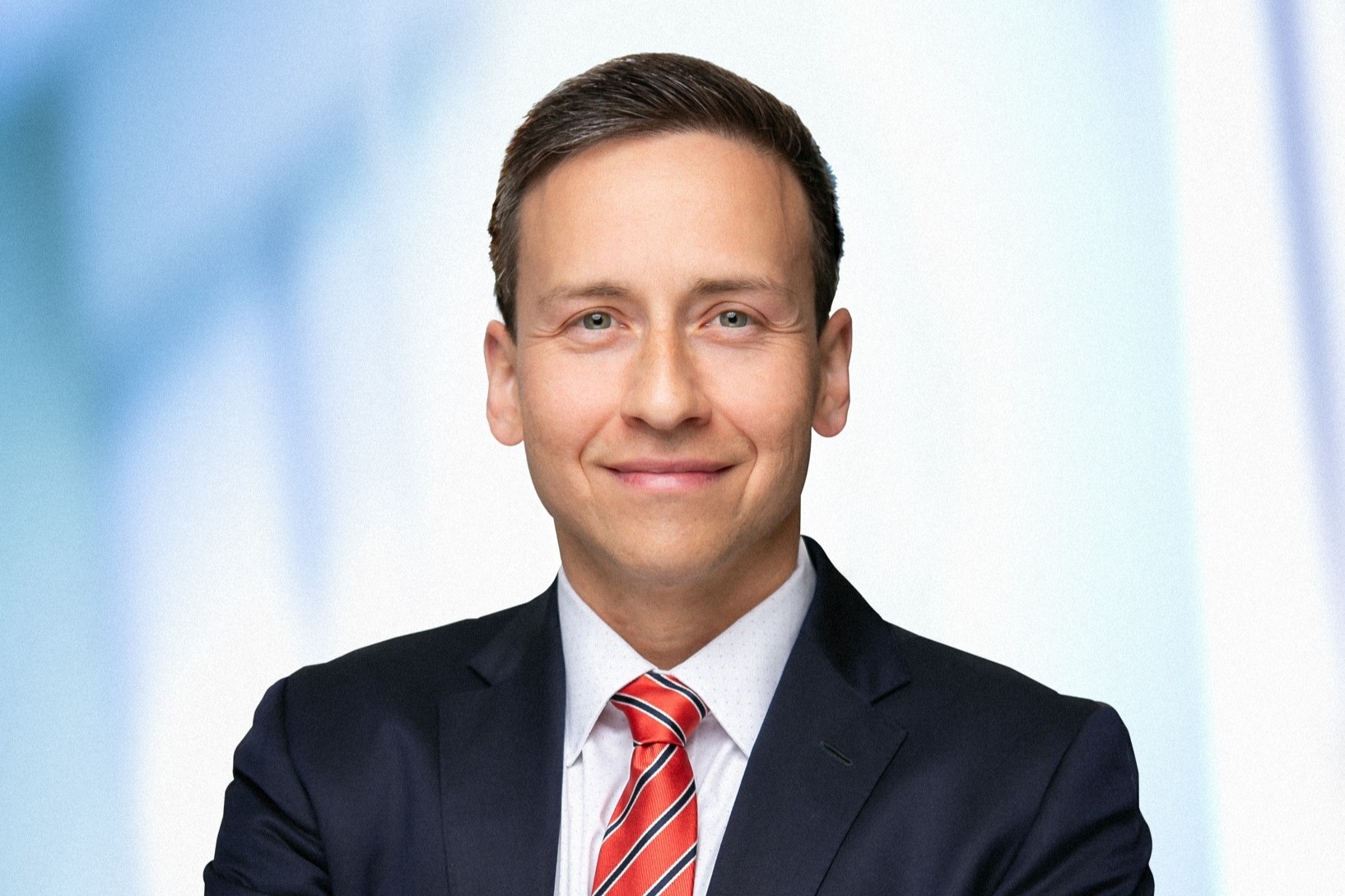 Headshot-MikeBangiyev